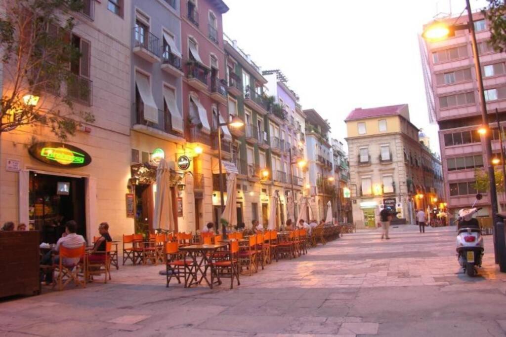 Tus Vacaciones En El Corazon De Alicante! Exterior foto